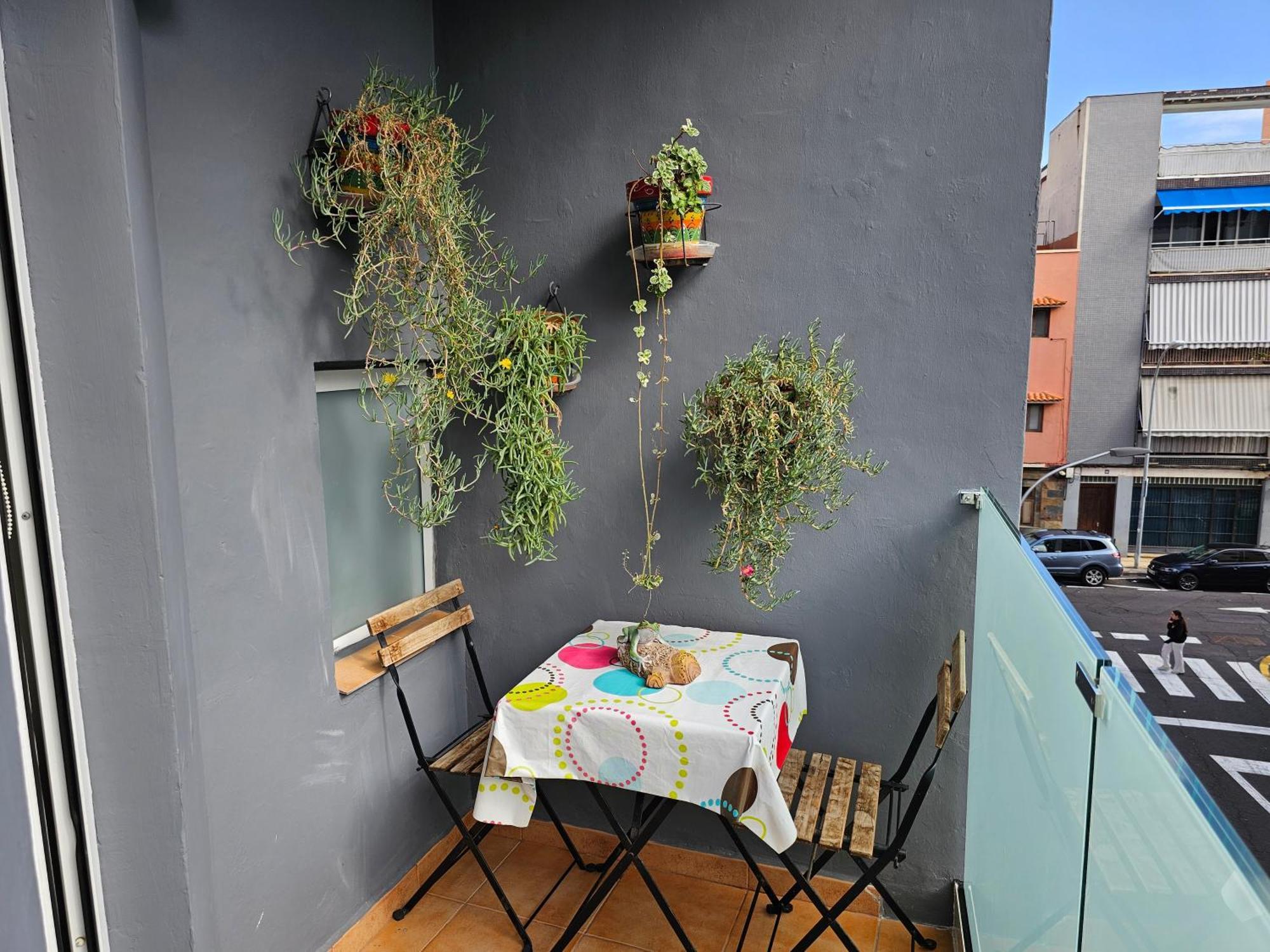 Keka'S Guesthouse - City Centre サンタクルスデテネリフェ エクステリア 写真